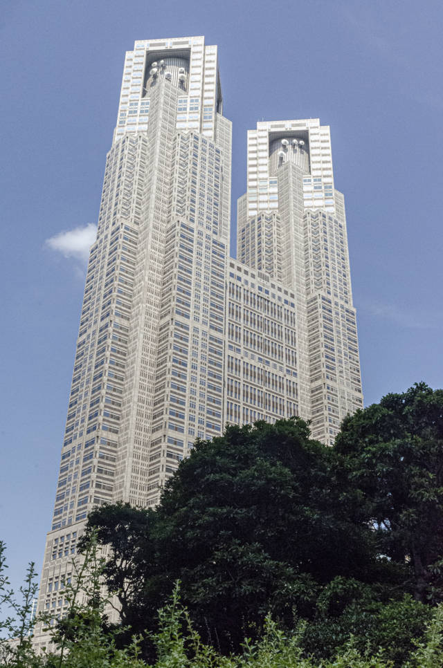 113 - Tokyo - barrio de Shinjuku - edificio del Gobierno metropolitano de Tokyo